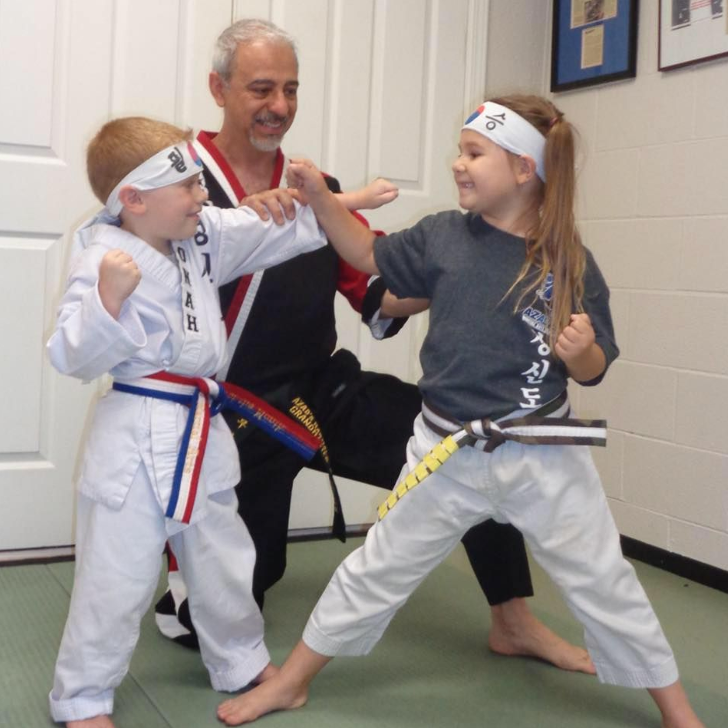 Self-defense course for kids ages 8 to 12